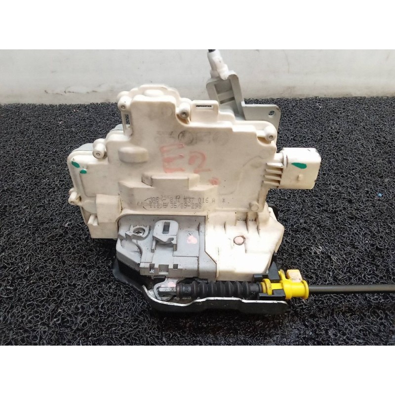Recambio de cerradura puerta delantera derecha para audi a4 ber. (b8) e referencia OEM IAM 8J1837016A 4