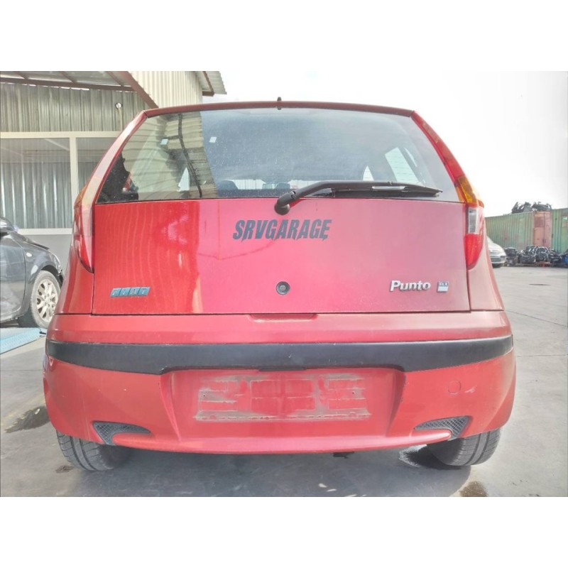 fiat punto berlina (188) del año 2001