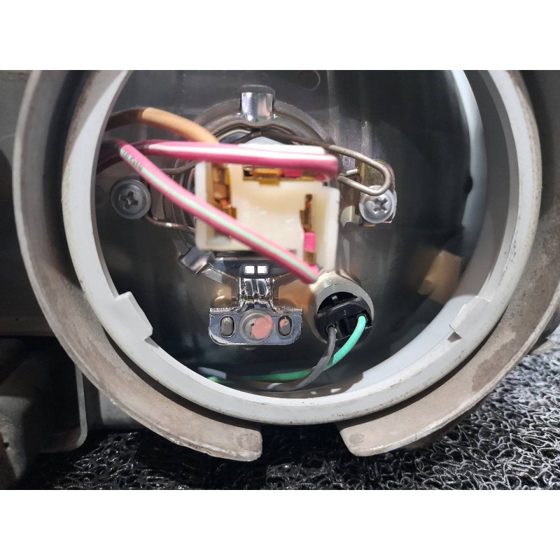 Recambio de faro izquierdo para hyundai santa fe (sm) 2.7 gls full 4x4 referencia OEM IAM 5