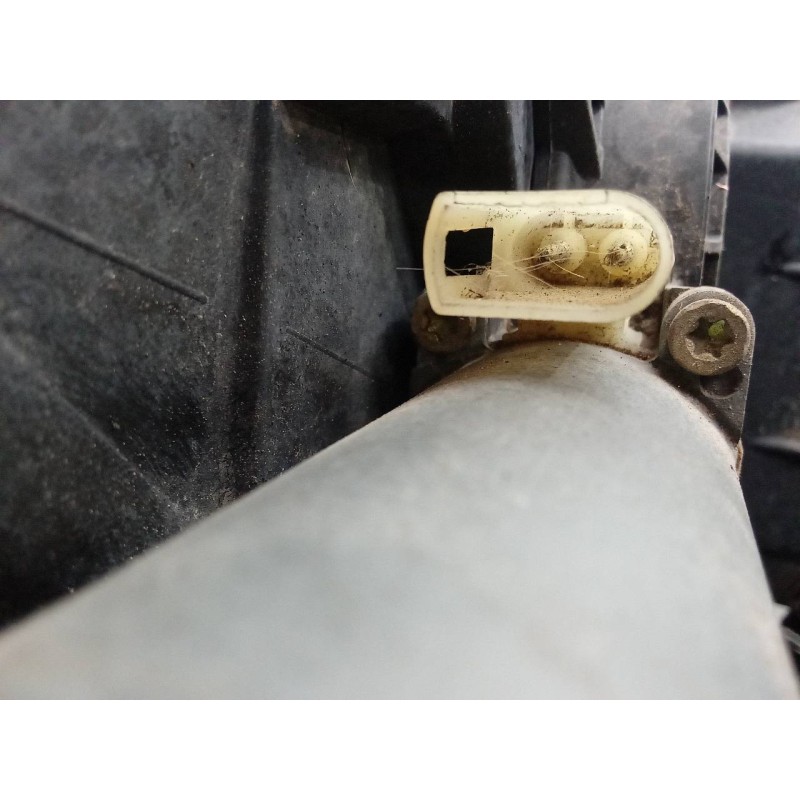Recambio de elevalunas delantero izquierdo para ford fiesta berlina (dx) referencia OEM IAM  99321 5
