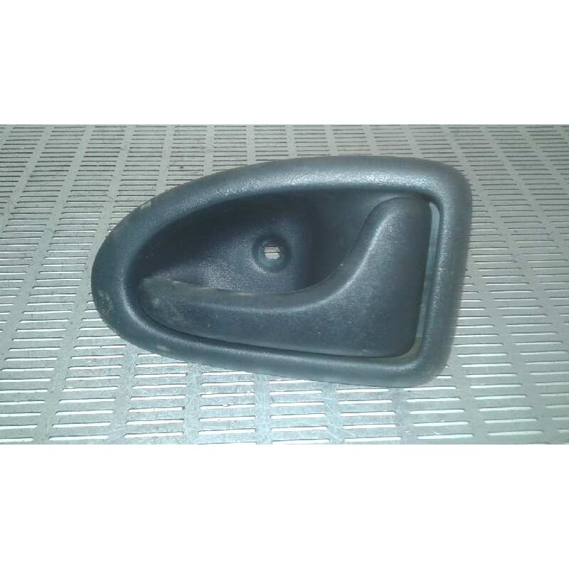 Recambio de maneta interior trasera derecha para renault clio ii fase i (b/cbo) 1.4 referencia OEM IAM   