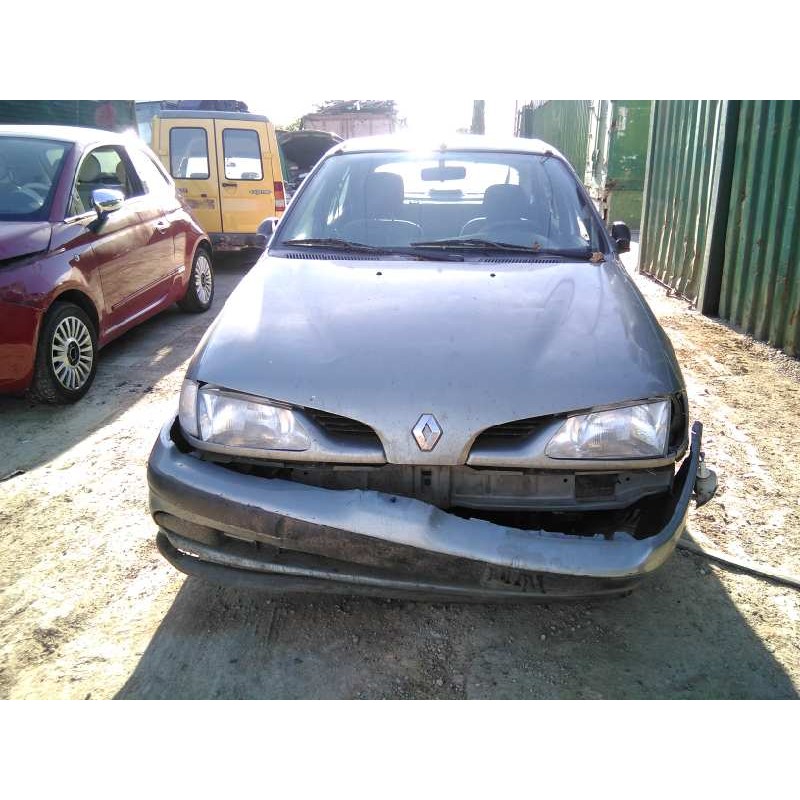renault megane i berlina hatchback (ba0) del año 1999