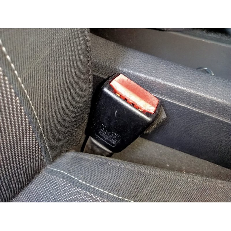 Recambio de pretensor airbag derecho para bmw serie 1 berlina (e81/e87) 118d referencia OEM IAM   