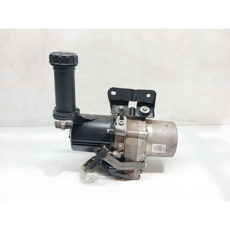 Recambio de bomba direccion para peugeot partner kombi active referencia OEM IAM 9806452880 - Blanco 5