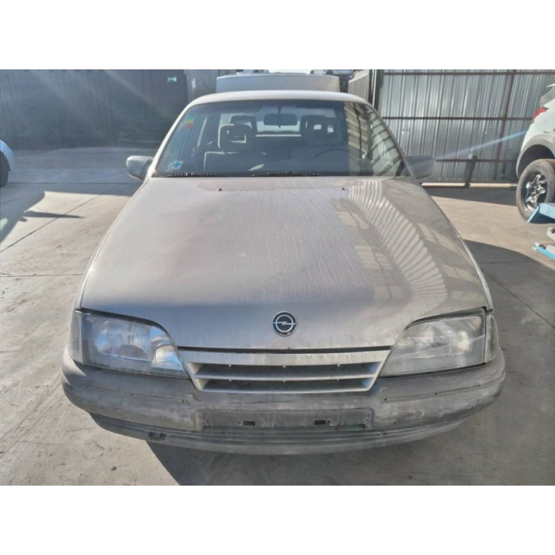 opel omega a del año 1988