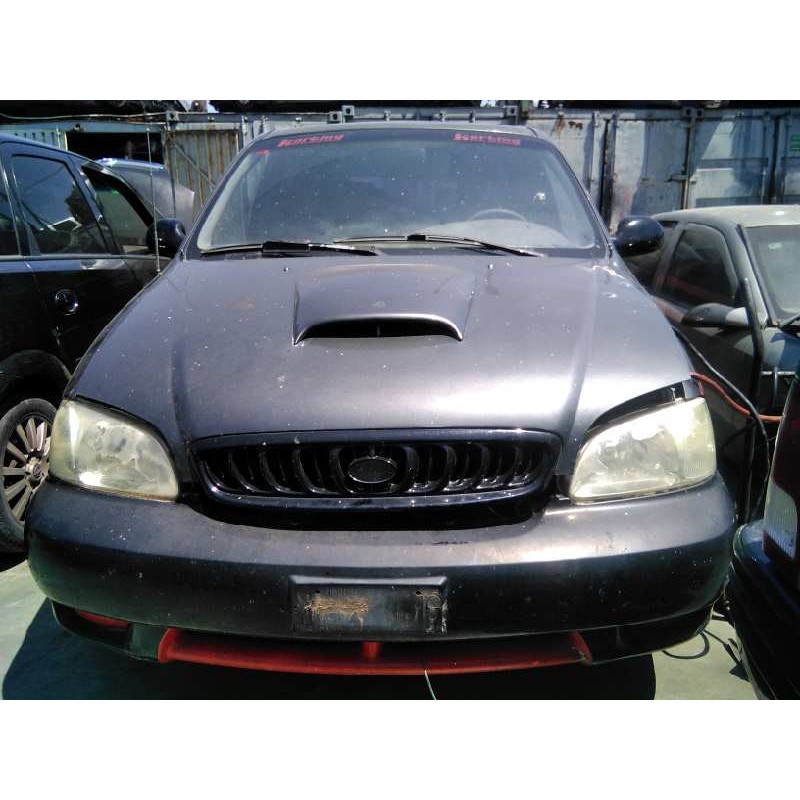 kia carnival del año 2000