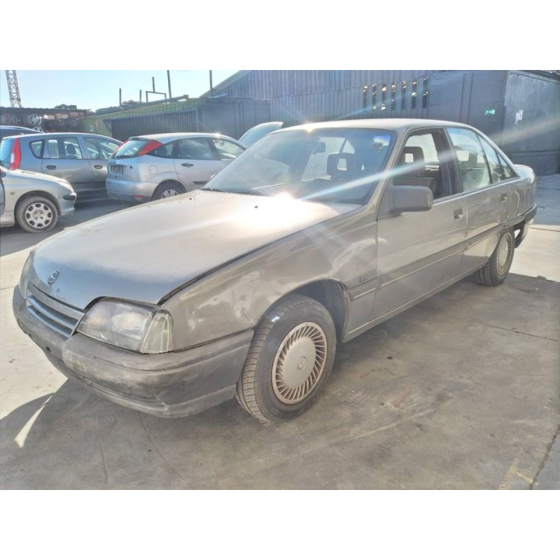 opel omega a del año 1988