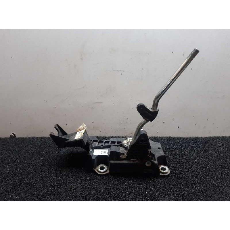 Recambio de palanca cambio para ford focus berlina (cap) ambiente (d) referencia OEM IAM 4M5R7C453 - Blanco 2