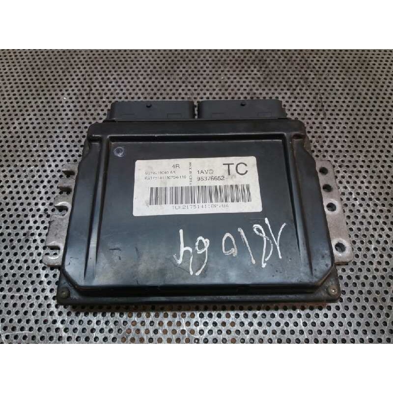 Recambio de centralita motor uce para daewoo kalos 1.2 cat referencia OEM IAM 96376652 S010016040A8 