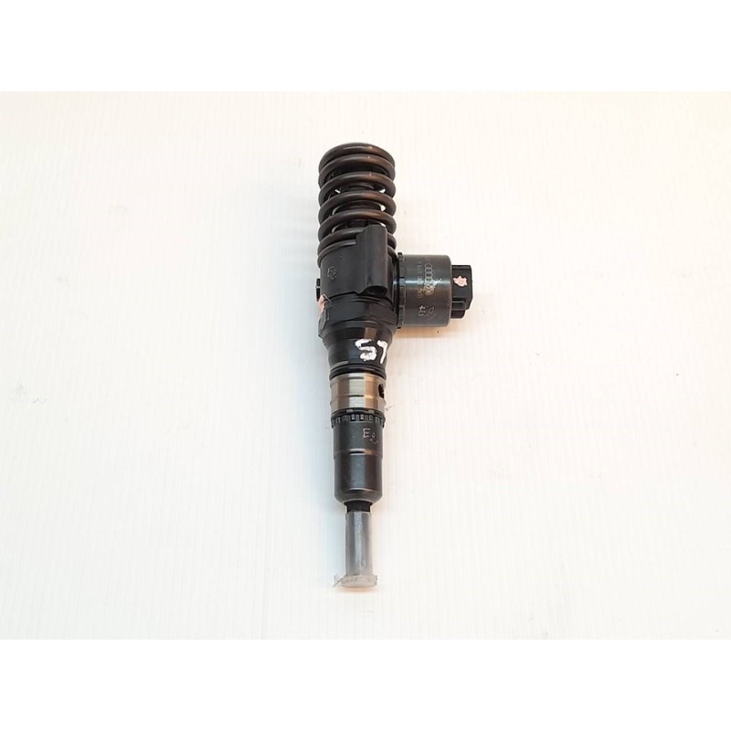 Recambio de inyector para audi a3 (8p) 2.0 tdi attraction referencia OEM IAM 03G130073G 0414720404 BOSCH