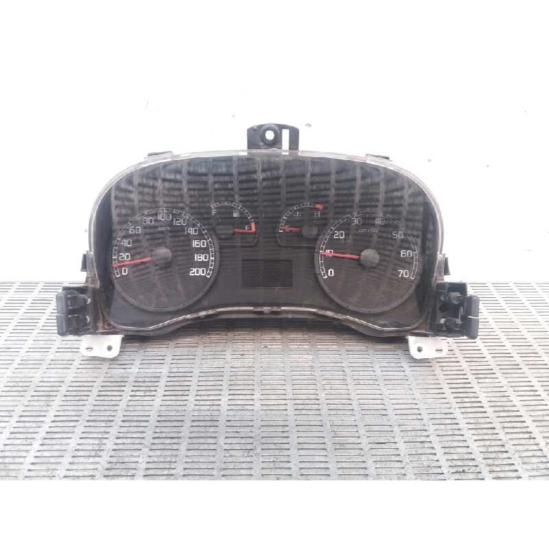 Recambio de cuadro instrumentos para fiat punto berlina (188) 1.3 jtd cat referencia OEM IAM 46833370 503000460100 
