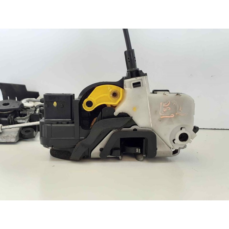Recambio de cerradura puerta delantera izquierda para opel insignia berlina essentia referencia OEM IAM 0L15 - Blanco 2