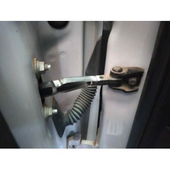 RETENEDOR PUERTA DELANTERA IZQUIERDA 