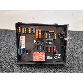 CAJA RELES / FUSIBLES 1K0937125 