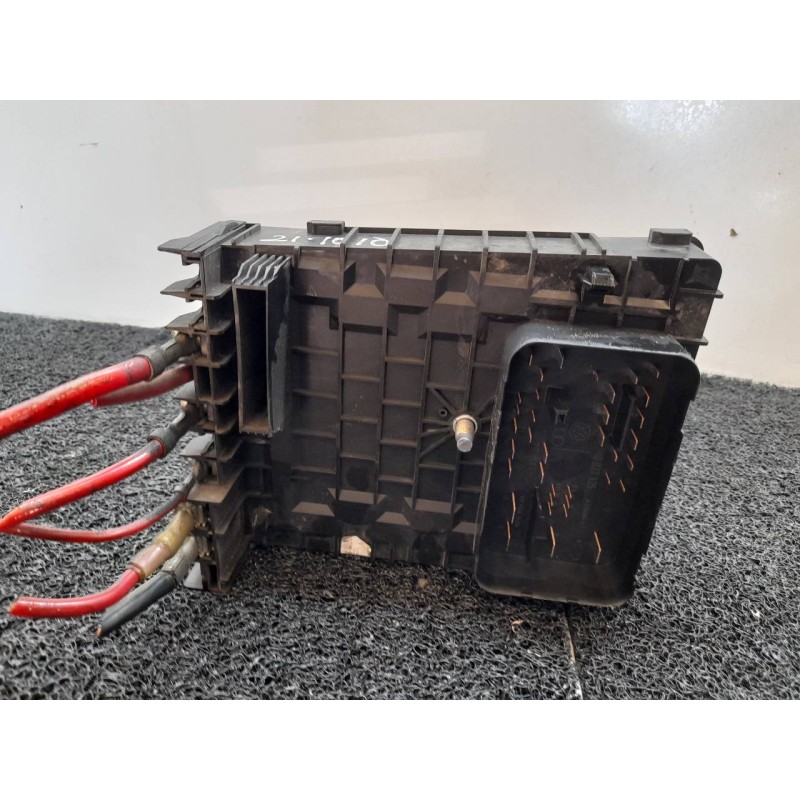 Recambio de caja reles / fusibles para volkswagen golf v berlina (1k1) highline referencia OEM IAM 1K0937125 2