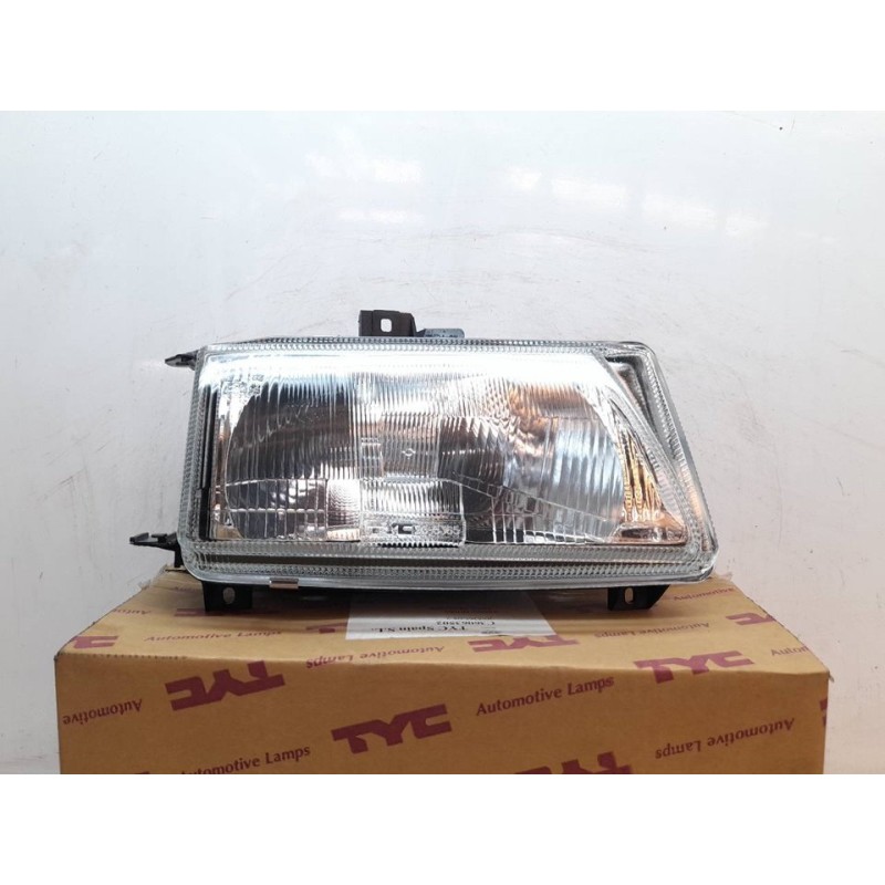 Recambio de faro derecho para seat ibiza (6k) referencia OEM IAM 205365082 28907 